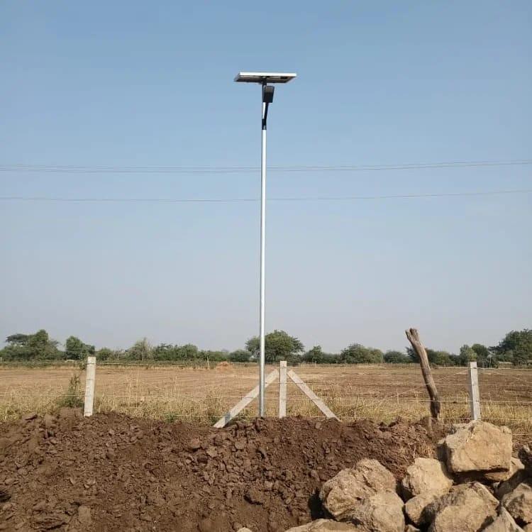 40 Watt solar street light